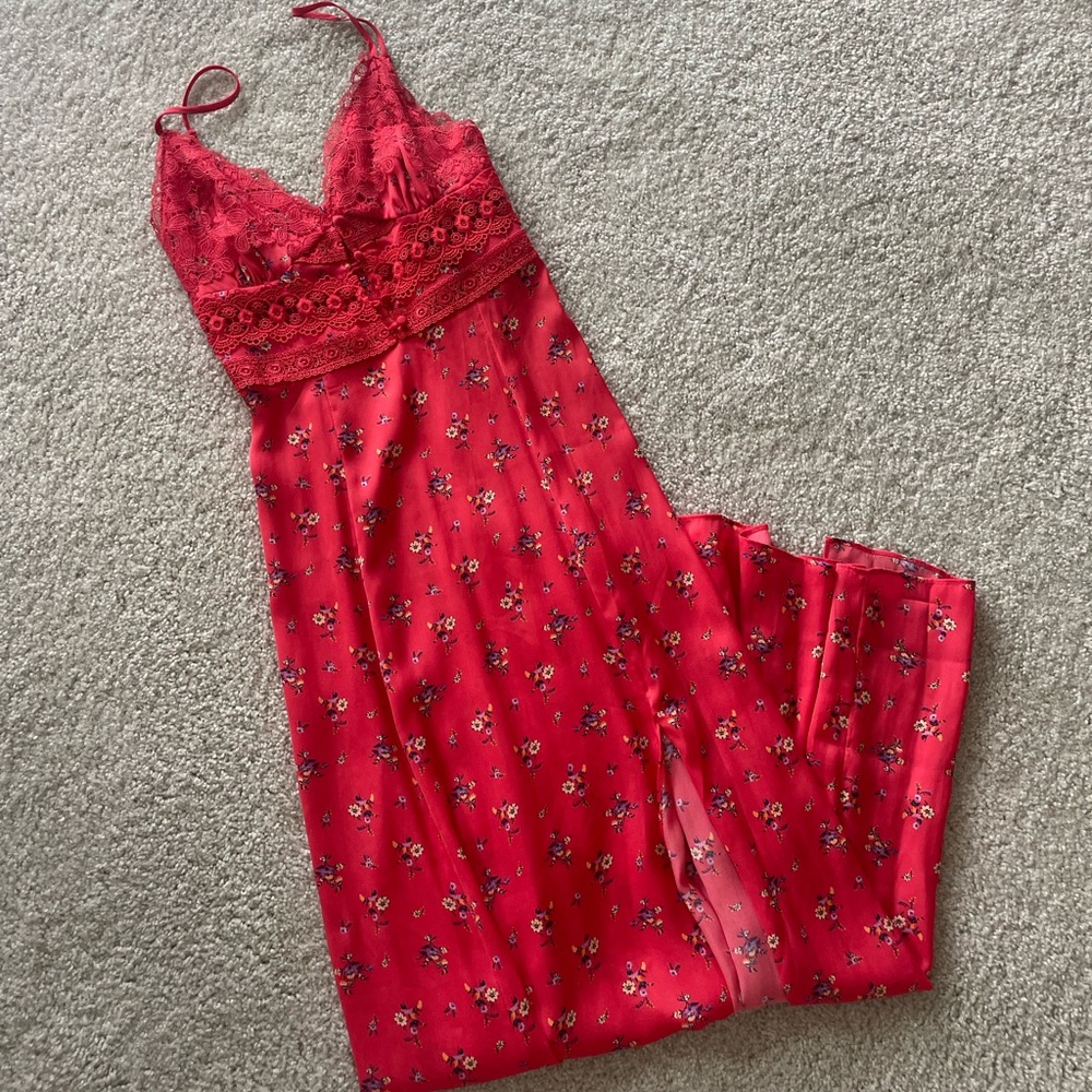 Floral Lace Maxi Dress with Slit